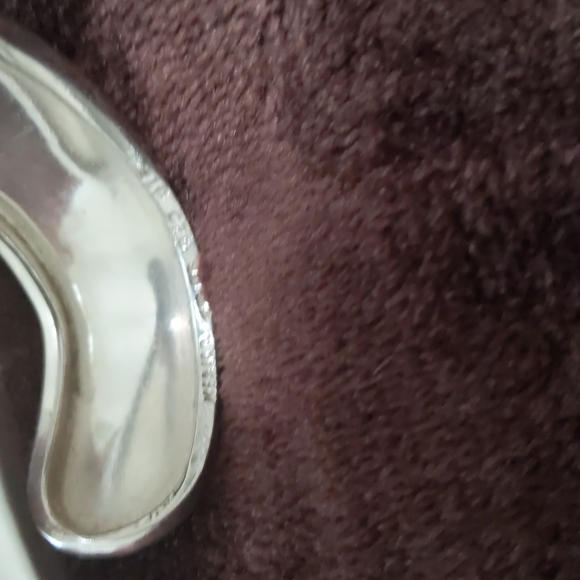 Sterling Silver Cuff Bracelet. - Picture 2 of 10